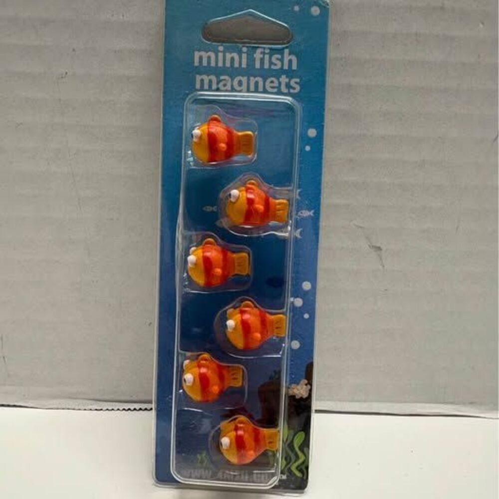 DCI Mini Fish Magnets 6 NEW